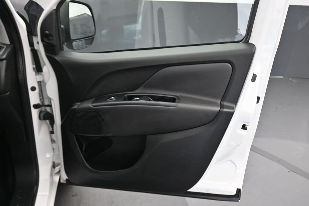 2021 RAM ProMaster City Tradesman, photo 21 of 42